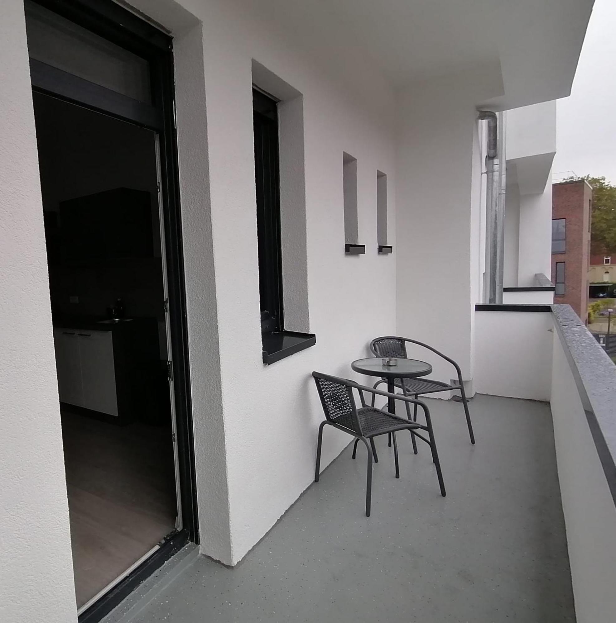 Estrella24 Living Rooms Sydney ヘルネ エクステリア 写真
