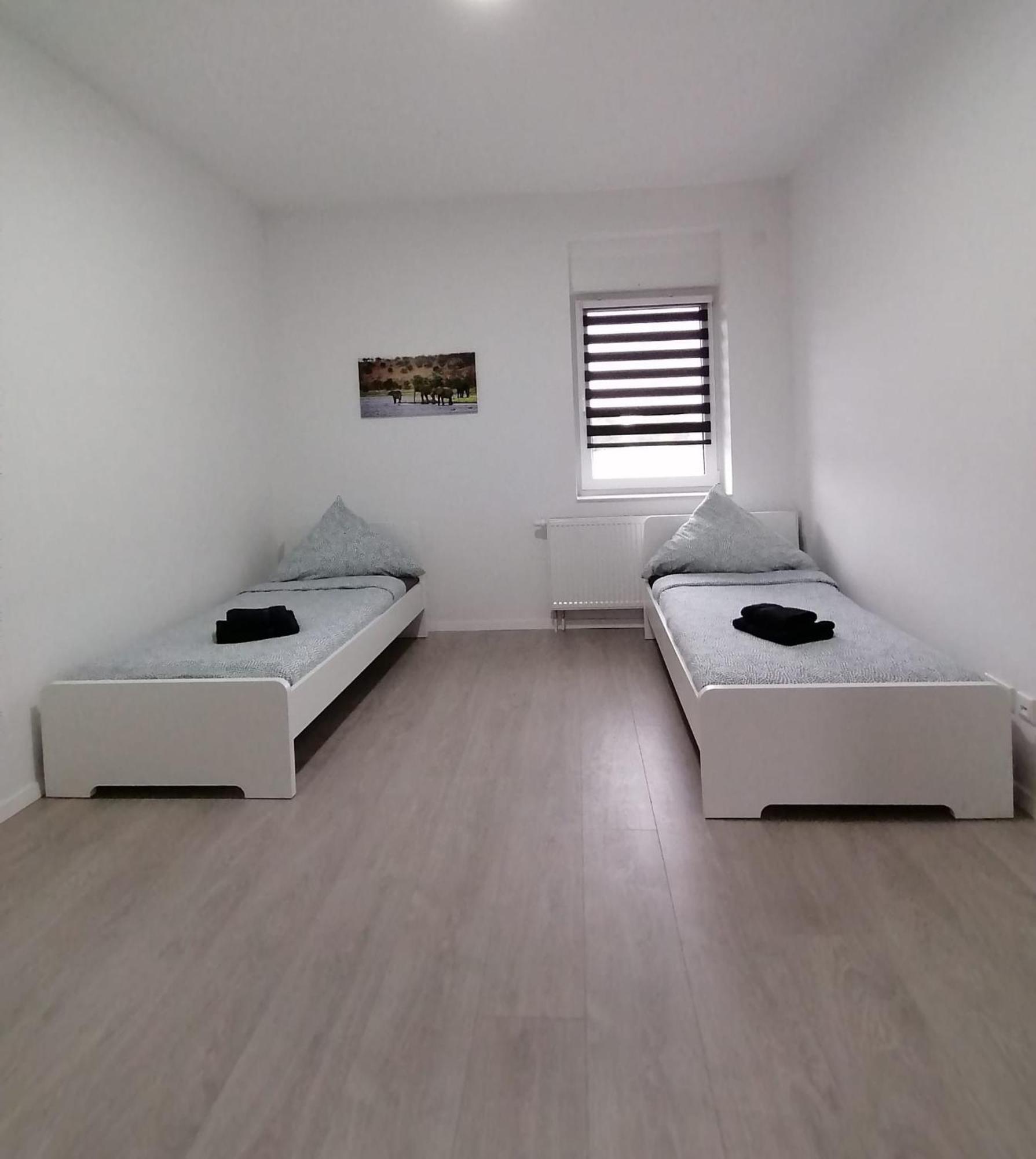 Estrella24 Living Rooms Sydney ヘルネ エクステリア 写真